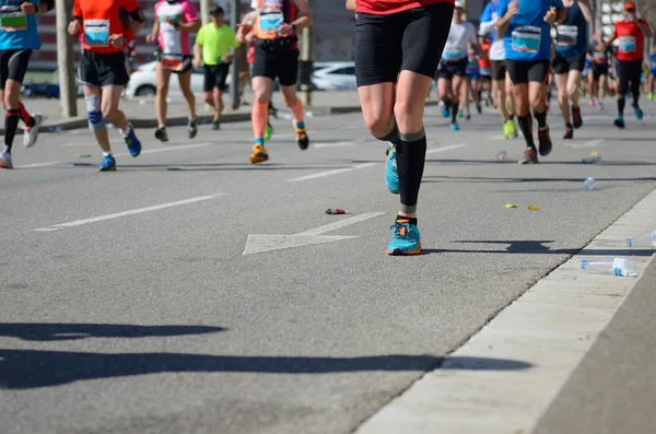 Corrida Maratona Muitos Corredores Pés Estrada Esporte Fitness Conceito Estilo — Fotografia de Stock