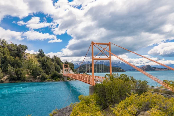 Bertran See Und General Carrera Seebrücke Und Berge Wunderschöne Landschaft — Stockfoto