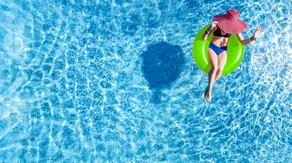 Belle Femme Chapeau Dans Piscine Vue Aérienne Dessus Haut Jeune — Photo