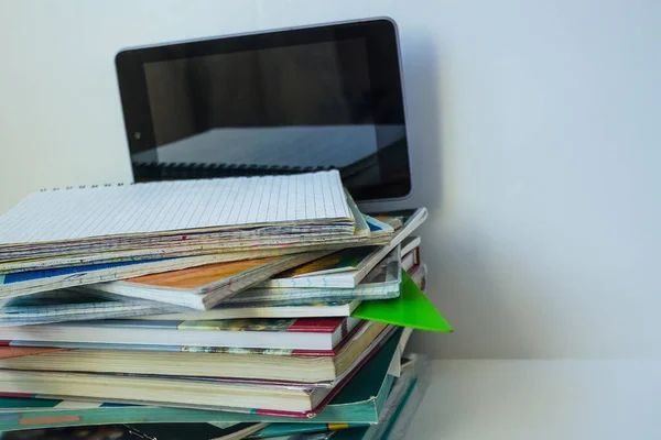 A table with school textbooks. — Stok fotoğraf