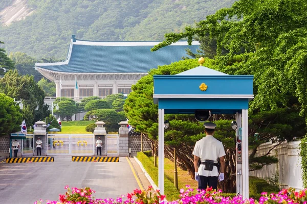 Cheong Dae Residencia Del Presidente Coreano Edificio Blanco Estilo Tradicional — Foto de Stock
