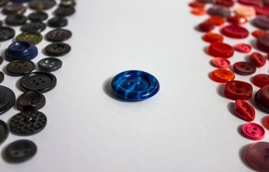 Cam şişedeki ayçiçeği yağı. Tarım, organik ürünler.