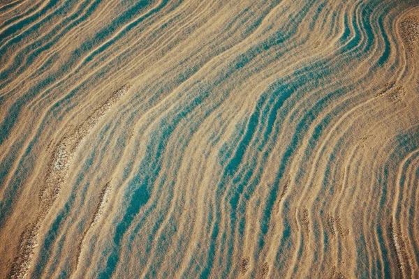 Природный Пейзаж Волнистые Линии Канавки Песок Коричневый Серый Оттенки Вечернее — стоковое фото