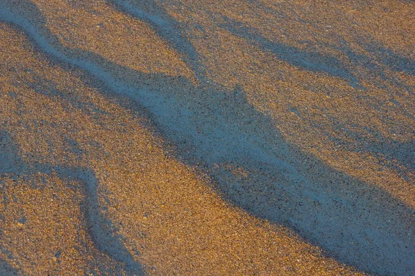 Gele Zandtextuur Avondstrand Zonnige Verlichting Rust Aan Zee Reis Kopieerruimte — Stockfoto