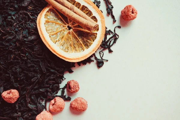 Recette Thé Noir Avec Des Additifs Aux Fruits Délicieuse Boisson — Photo