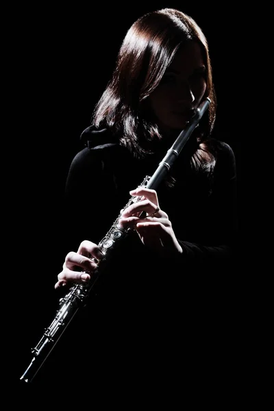 Oyuncu flütçü oynarken flüt enstrüman flüt — Stok fotoğraf
