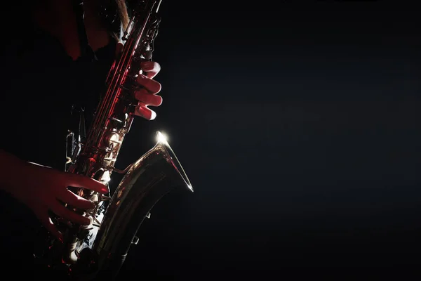 Saxophone Player Saxophonist hands playing jazz music — Stock Photo, Image