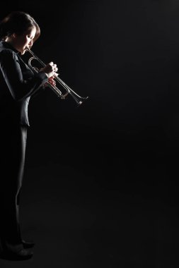 Trompet çalar caz müzisyeni