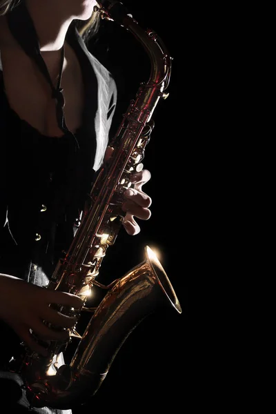 Saxofon hráče saxofonista hraje jazzová hudba. Hráč na saxofon — Stock fotografie