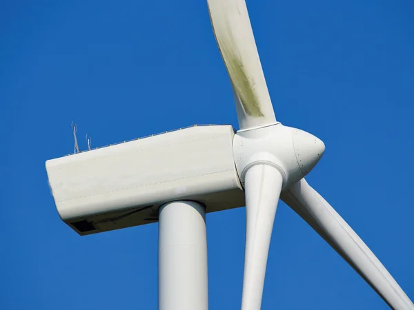 Windräder zur Stromerzeugung — Stockfoto