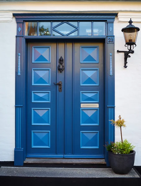 Traditional colorful front door Denmark — Stock Photo, Image