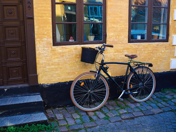 Vintage klassieke fiets — Stockfoto