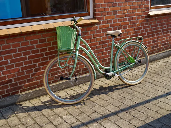 Vintage klasszikus kerékpár — Stock Fotó