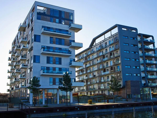 Design moderno appartamenti di lusso condominio — Foto Stock