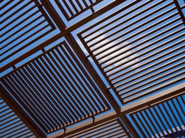 Ahşap ve metal yapılmış Modern tasarım pergola çardak