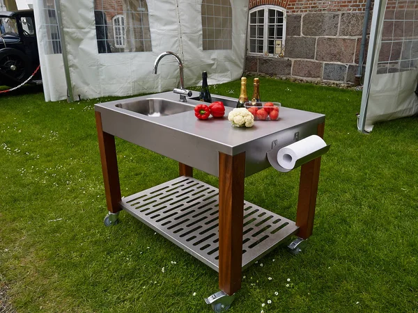 Outdoor garden kitchen on wheels