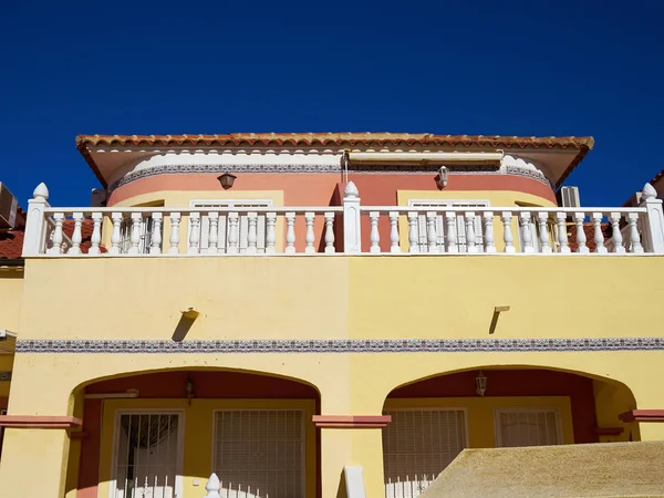 Hagyományos spanyol stílusú ház ingatlan Spanyolország — Stock Fotó