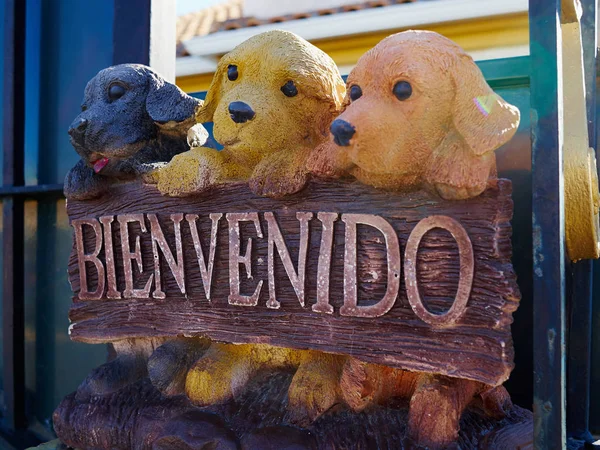Vítejte přihlásit španělské bienvenidos — Stock fotografie