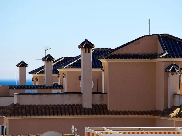 Недвижимость в традиционном испанском стиле — стоковое фото