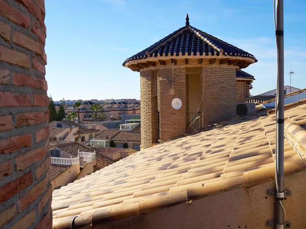 Casa de estilo español tradicional inmobiliaria España —  Fotos de Stock