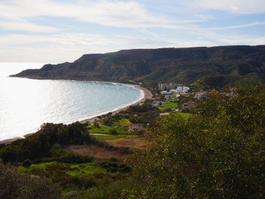 Güzel Pissouri Körfezi Plajı Kıbrıs Rum Kesimi 'nin önde gelen tatil beldeleri