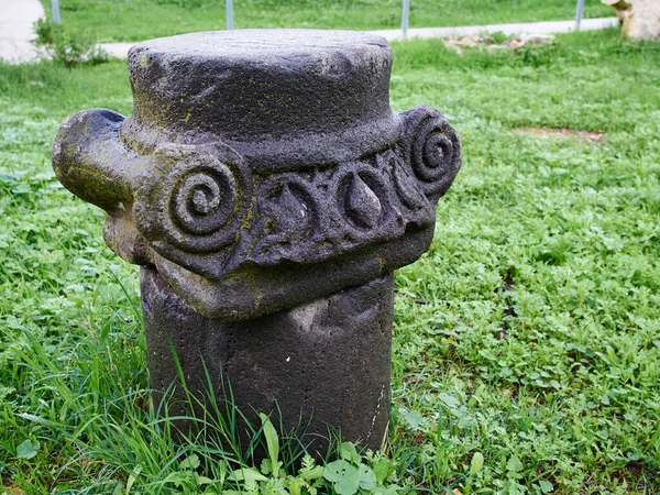 Pilar Columna Antigua Antigua Época Romana Black Basalt Rock — Foto de Stock