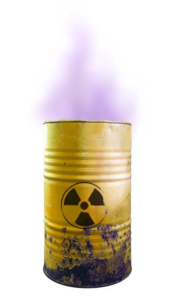 Baril jaune de déchets toxiques isolé. Acide en fûts. Attention o — Photo