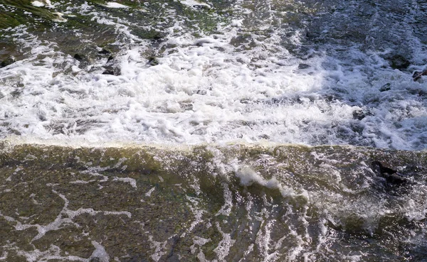 Små Vattenfall Bubblor Bakgrund — Stockfoto