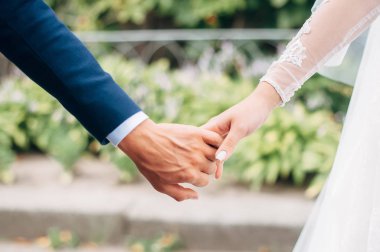 Gelin ve damat elele