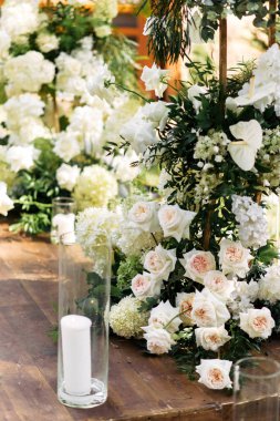 Outdoor wedding ceremony in the summer