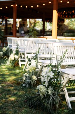 Outdoor wedding ceremony in the summer