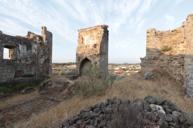 Ruinas del Castillo de Mejorada en Toledo