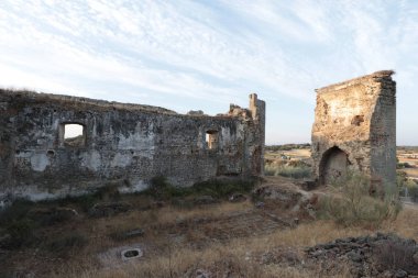 Ruinas del Castillo de Mejorada en Toledo