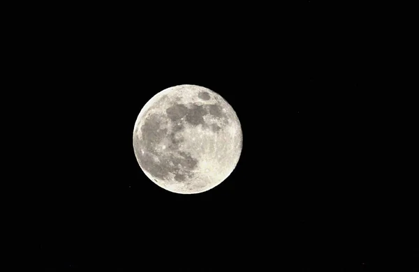 Tilikan Detail Bulan Purnama Dan Bulan — Stok Foto