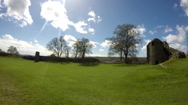 Groot-Brittannië, Engeland, Kendal Castle, mei 2017 — Stockvideo