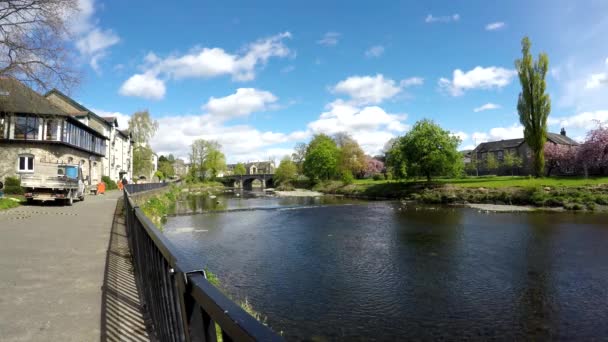 UK, England, Kendal, the River Kent and a street view, May 2017 — Stock Video