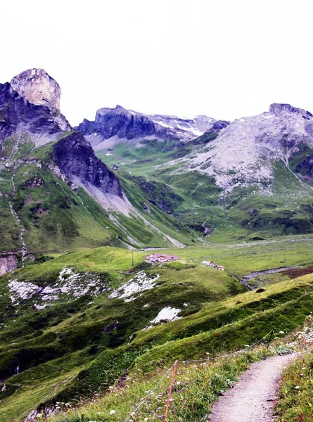 In den Schweizer Bergen — Stockfoto