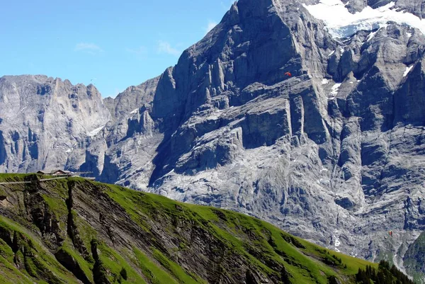 スイスの山では — ストック写真