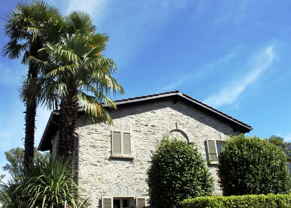 Huis in Ticino in Zwitserland — Stockfoto