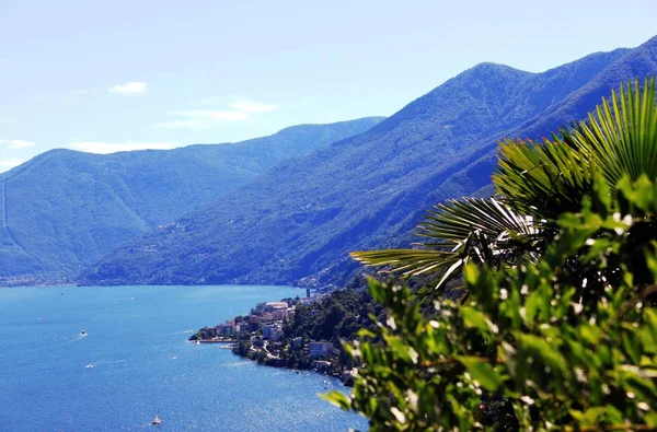 Vista do Lago Maggiore — Fotografia de Stock