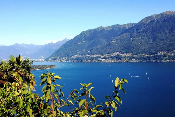 Vista do Lago Maggiore — Fotografia de Stock