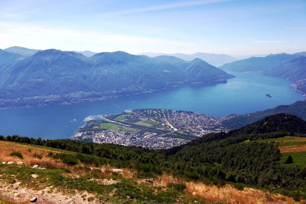 Vista do Lago Maggiore — Fotografia de Stock