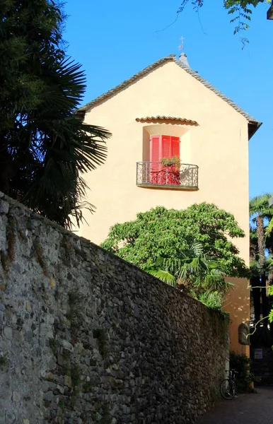 Medelhavet hus i Ticino — Stockfoto