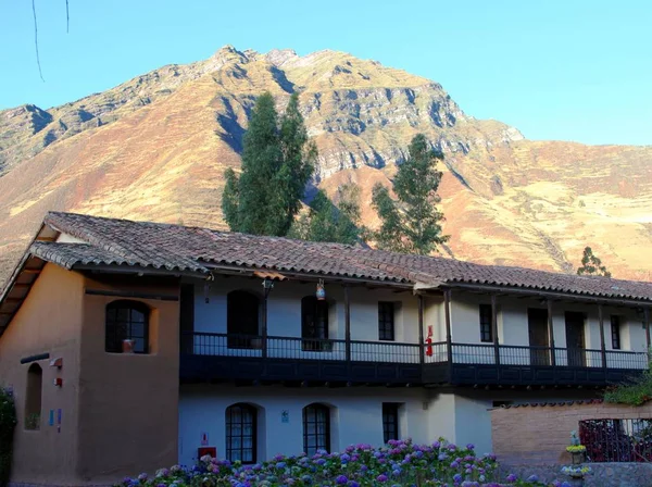 安第斯山脉的房子 — 图库照片