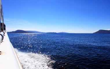 Titicaca Gölü'nde tekne gezisi