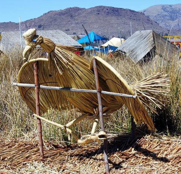 Les Îles Roseaux Des Indiens Uros Dans Lac Titicaca — Photo