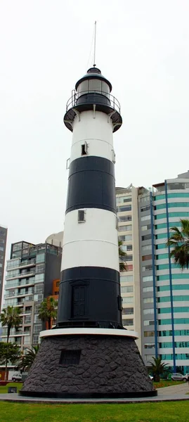 リマの黒白い灯台 — ストック写真