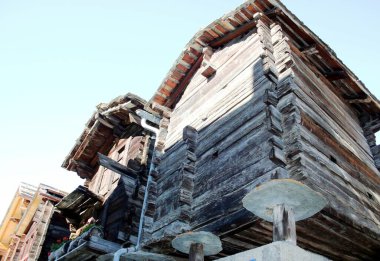 İsviçre 'nin alp mimarisi