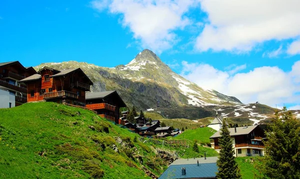 Sviçre Alp Mimarisi — Stok fotoğraf