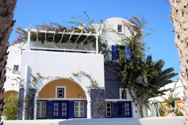 Santorini 'de Akdeniz Kiklad mimarisi